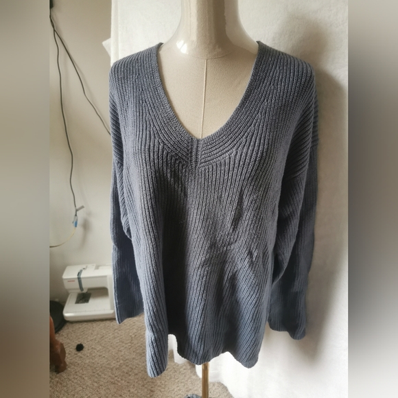 J.Jill Grey blue v neck knit sweater Knit Viscose Nylon Cotton - Picture 4 of 6